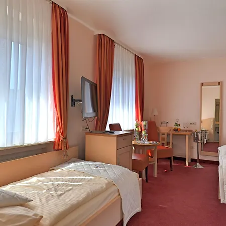 Отель Trapp Рюдесхайм-на-Рейне