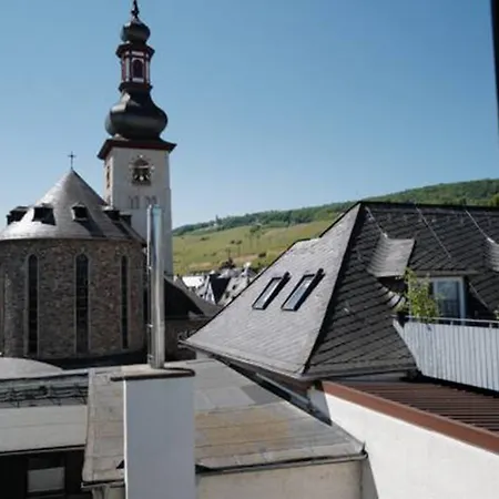 Отель Trapp Рюдесхайм-на-Рейне