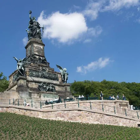 Trapp Рюдесхайм-на-Рейне